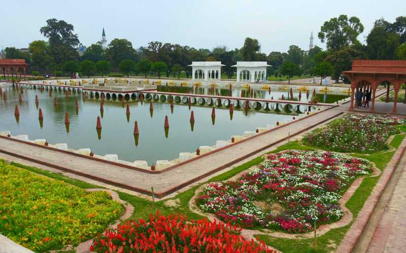 Lahore Shalimar Gardens beautiful flowers 