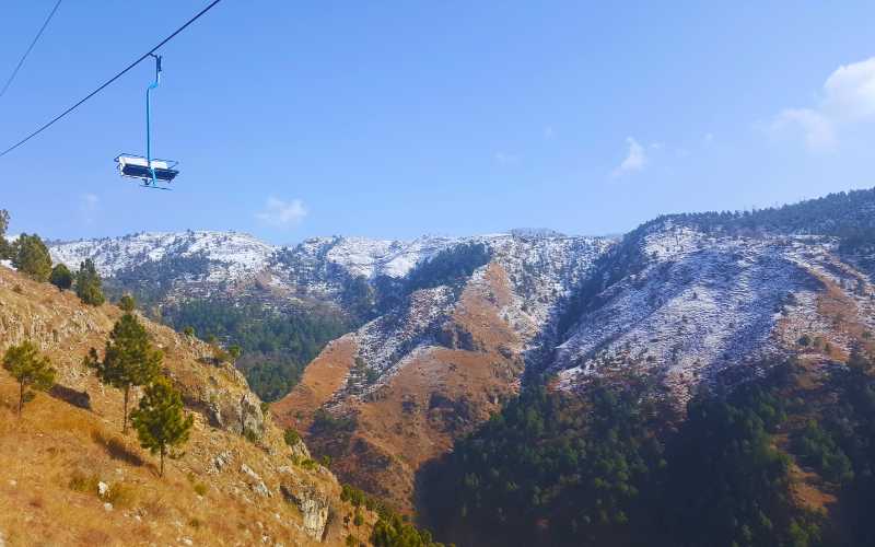 Snowfall_at_Abbottabad_Chairlift